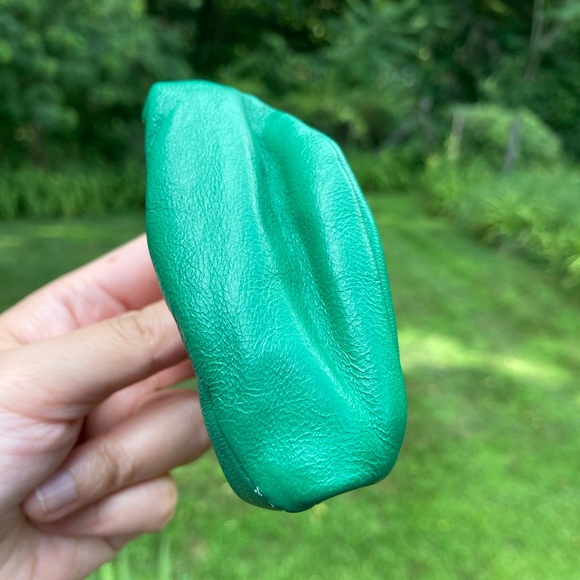 Vintage Genuine Leather Made in Italy Green Kiss Style Clasp Coin Purse Bag - Picture 6 of 9